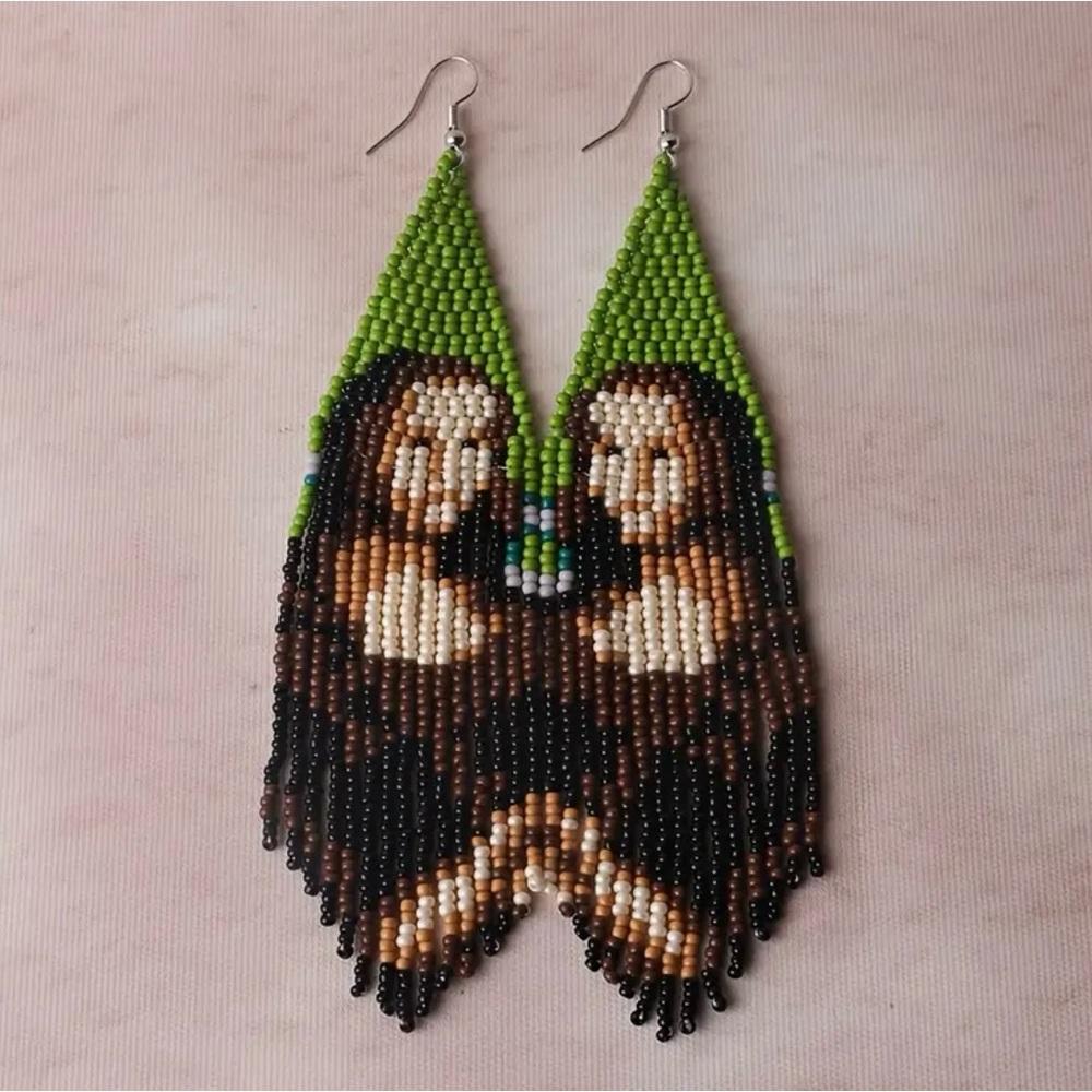 🔥😍HOST PICK😍🔥Handcrafted Beaded Mona Lisa Earrings